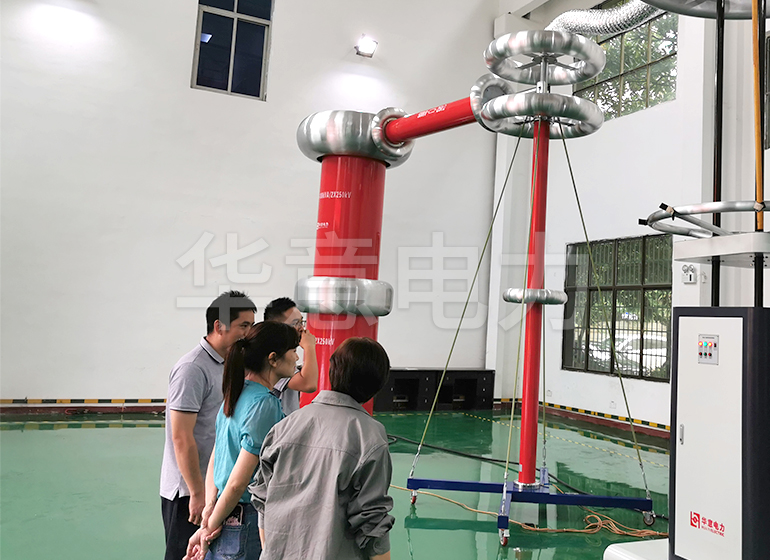 絕緣安全工器具檢測設備.jpg 絕緣安全工器具檢測設備.jpg